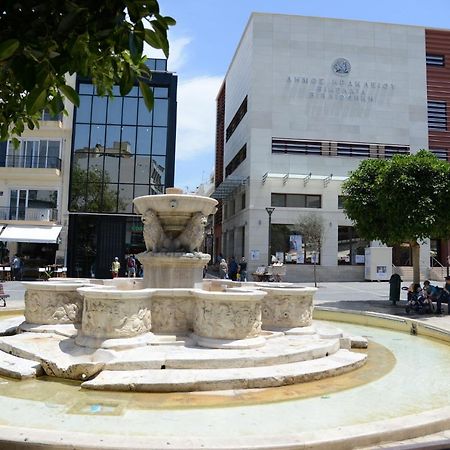 Despina'S Luxury Apt Downtown Heraklion  Bagian luar foto