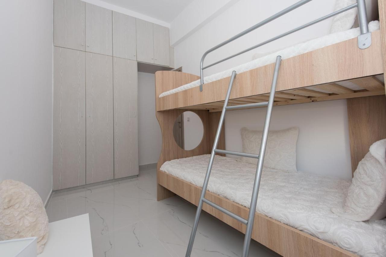 Despina'S Luxury Apt Downtown Heraklion  Bagian luar foto