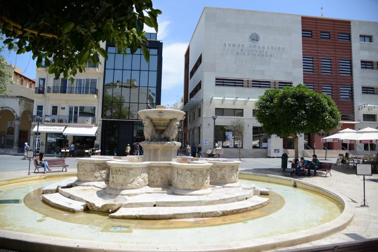 Despina'S Luxury Apt Downtown Heraklion  Bagian luar foto