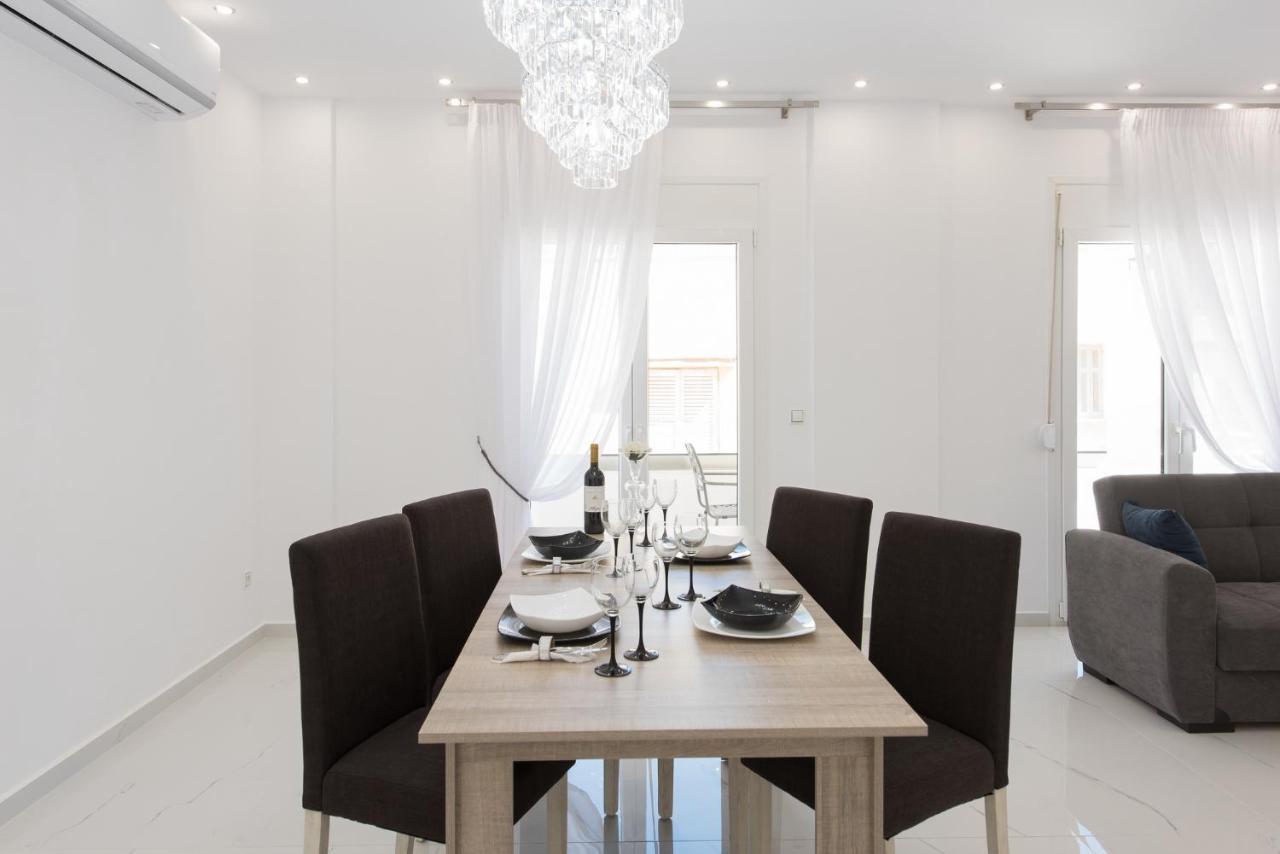 Despina'S Luxury Apt Downtown Heraklion  Bagian luar foto