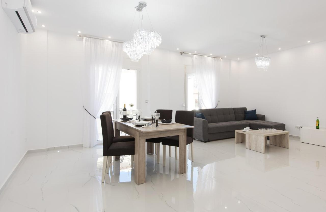Despina'S Luxury Apt Downtown Heraklion  Bagian luar foto