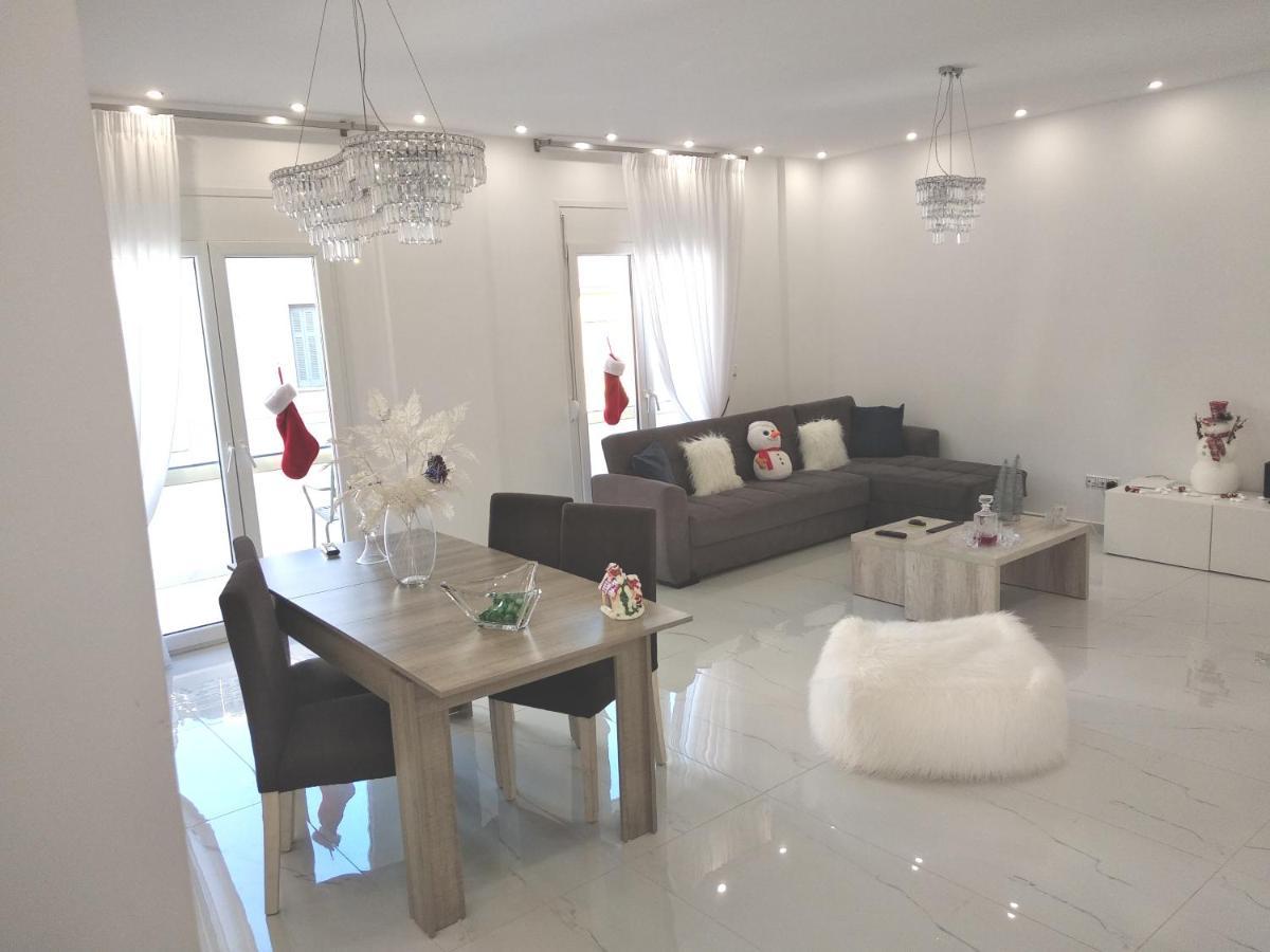 Despina'S Luxury Apt Downtown Heraklion  Bagian luar foto