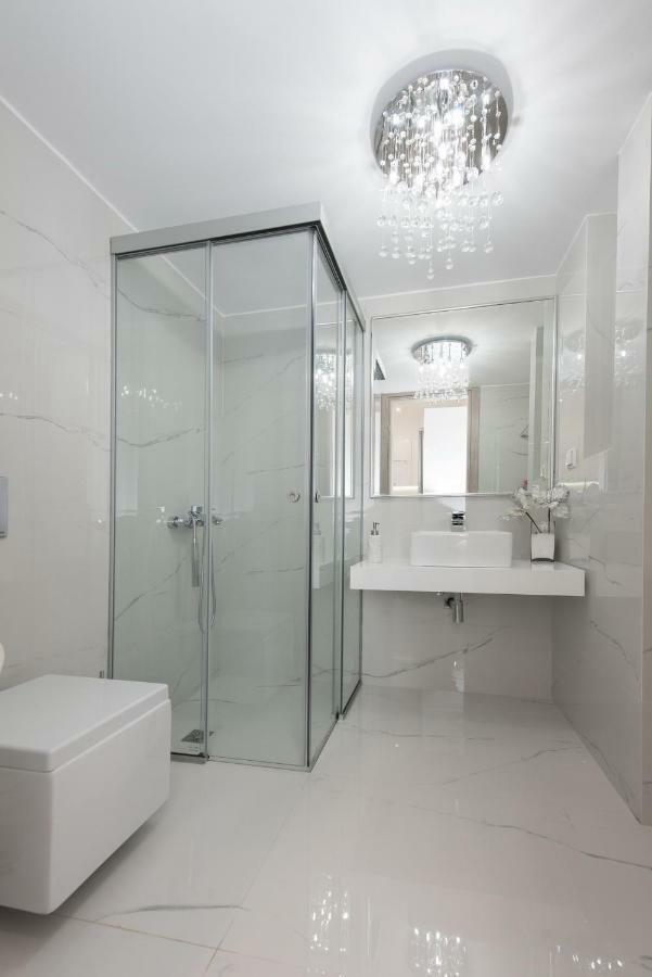 Despina'S Luxury Apt Downtown Heraklion  Bagian luar foto