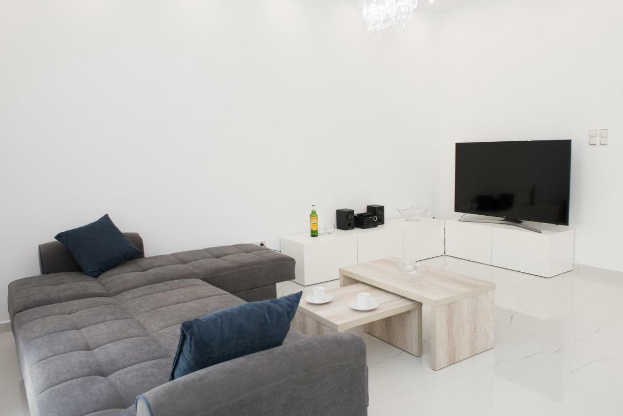 Despina'S Luxury Apt Downtown Heraklion  Bagian luar foto