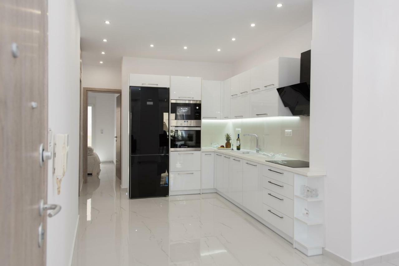 Despina'S Luxury Apt Downtown Heraklion  Bagian luar foto